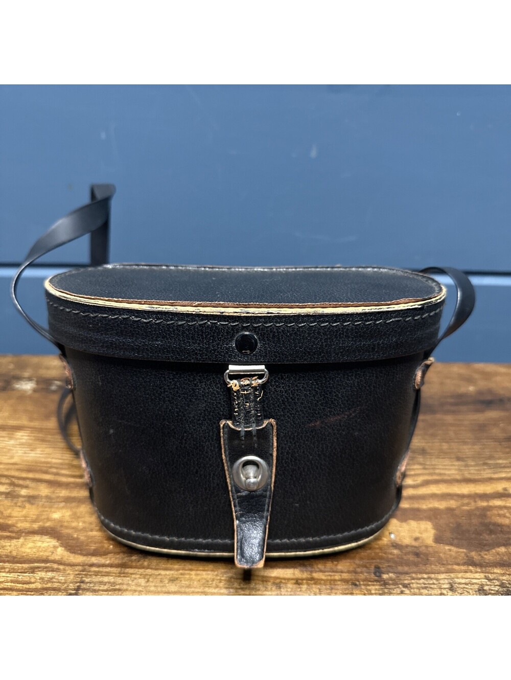 Vintage Sans & Streiffe Binocular CASE ONLY Black Leather Hard Shell Red